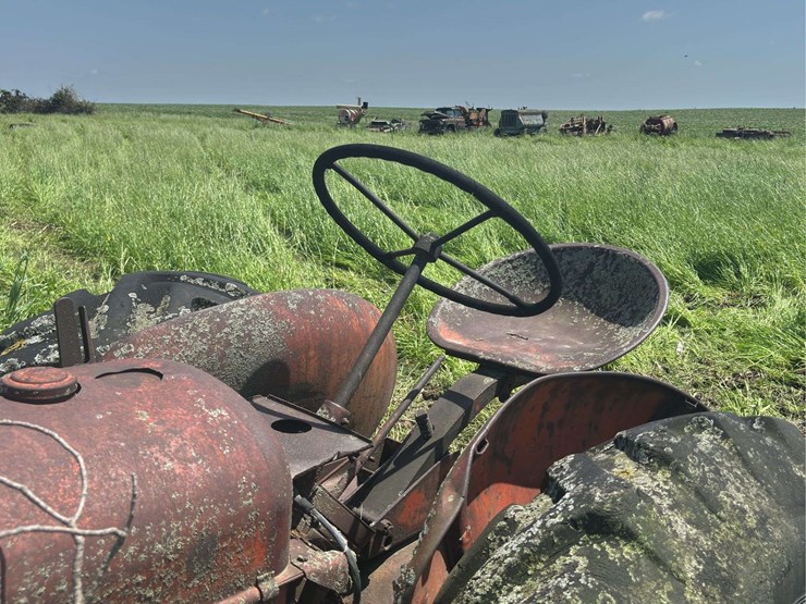 ji-case-tractor-image-43