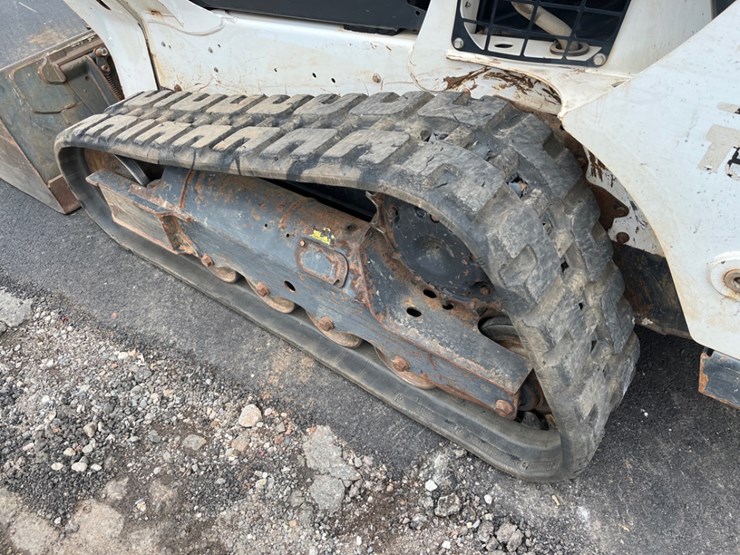 2019-bobcat-t590-image-8