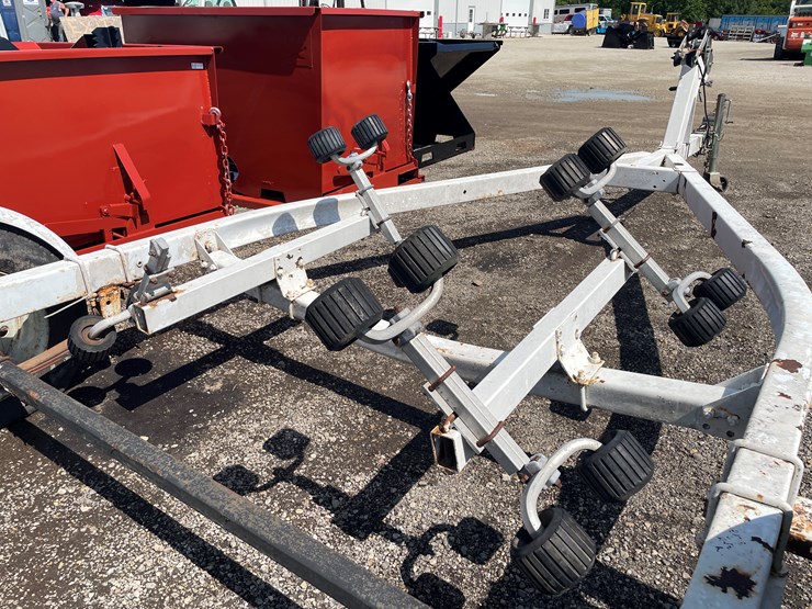 #6256-•-17'-ez-loader-boat-trailer-(no-title)-image-8