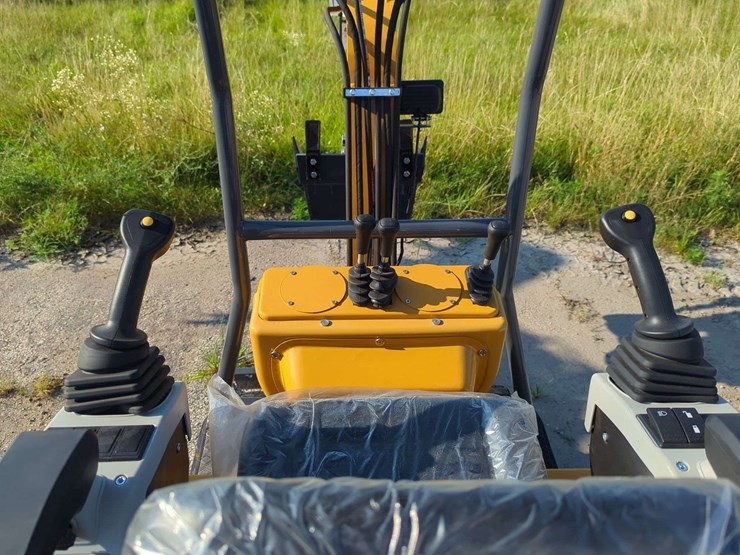 cfg-industrial-mini-excavator---mx12rx---(2025)-image-11