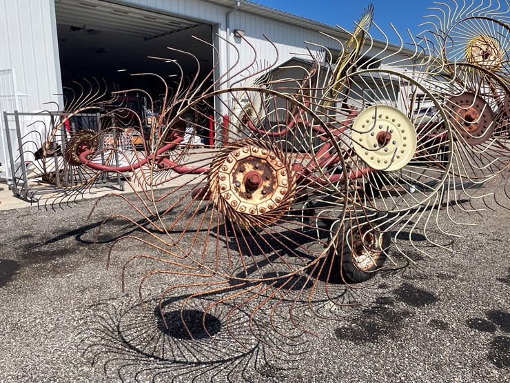 #6249-•-agc-wheel-rake-image-12