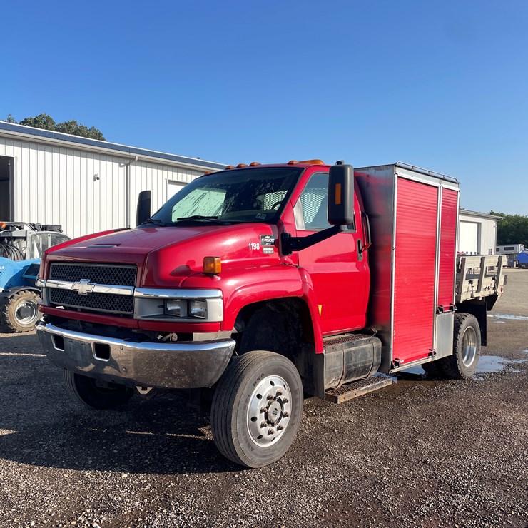 #6287 • 2005 Chevy C4500 4x4 Service Truck