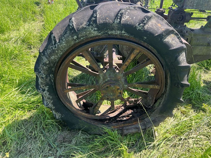 john-deere-model-a-image-30