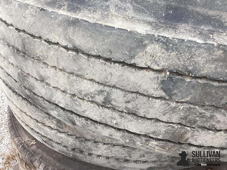 11r24.5-tires-image-16