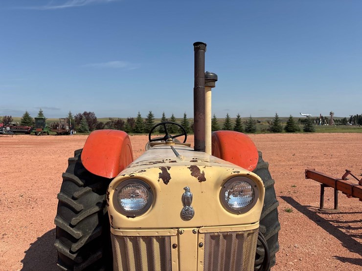 1957-case-900-tractor-image-22