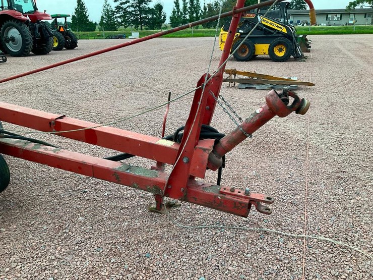 new-holland-782-image-15