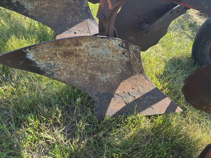 ji-case-pull-type-plow-image-14
