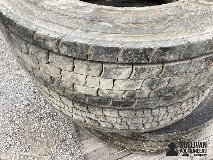 11r22.5-tires-image-10