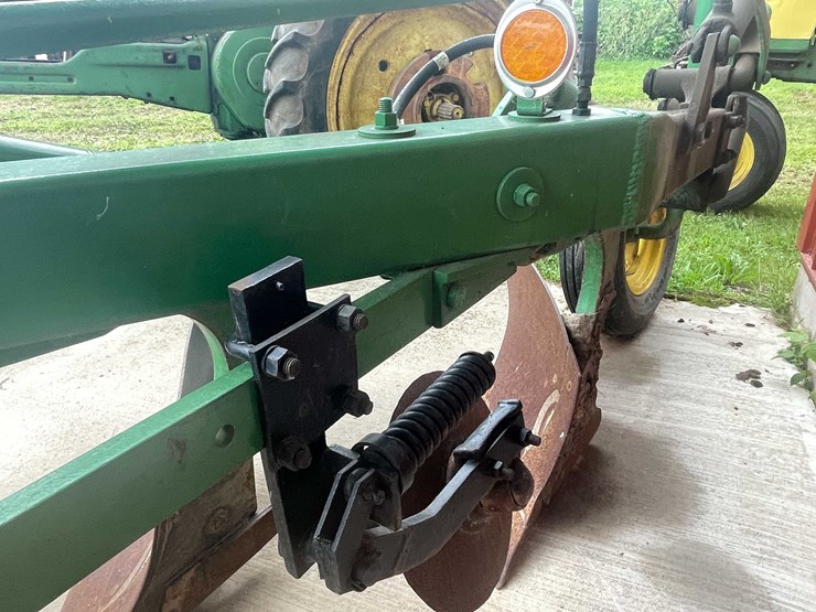 #6698-•-john-deere-4-bottom-plow-tiller-image-8