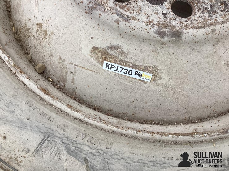 275/80r24.5-tire-&-rim-image-14