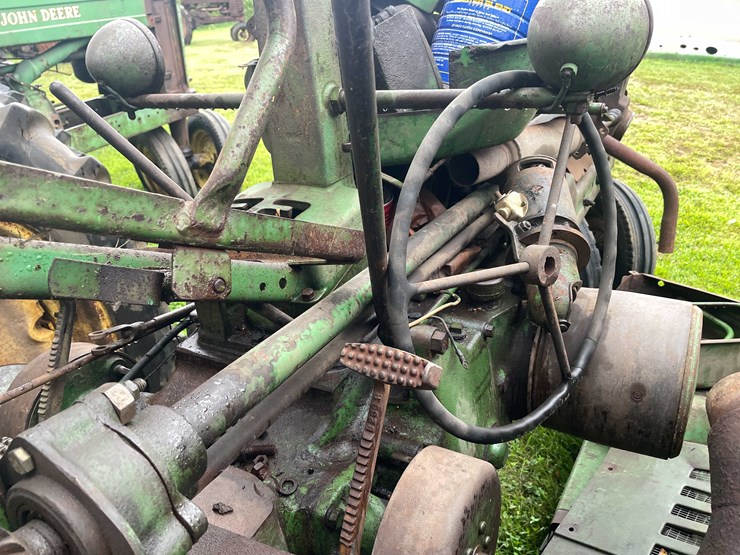 #6674-•-john-deere-parts-tractor-image-21
