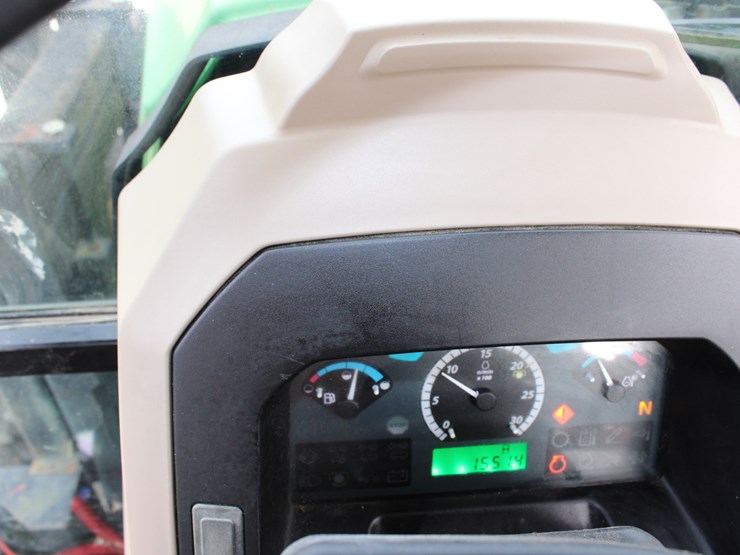 2013-john-deere-d-image-10