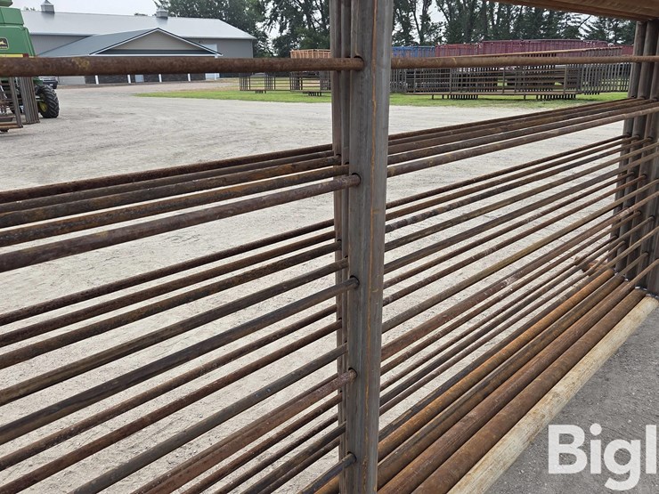 24'-free-standing-panels-(bid-per-unit)-image-10