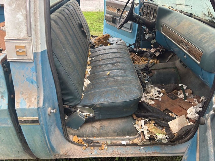 chevrolet-scottsdale-3/4-ton-4wd-image-38