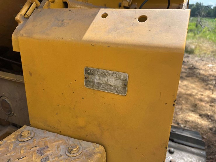 deere-350ce-image-23