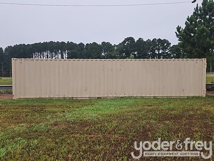 40'-container-single-walk-door,-2-side-doors-image-2