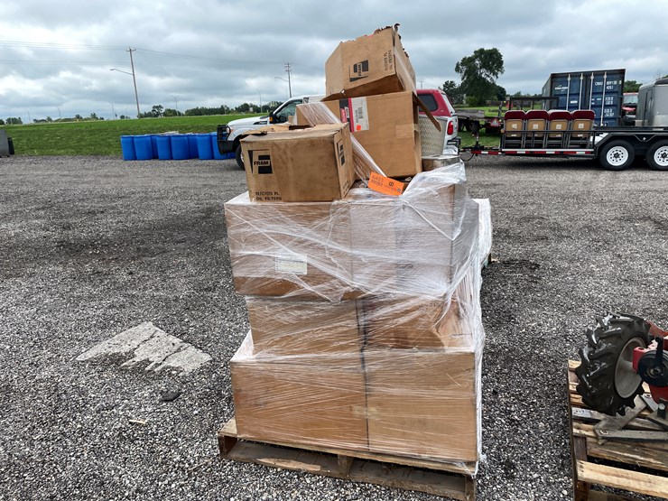 #6403-•-pallet-of-filters-image-2