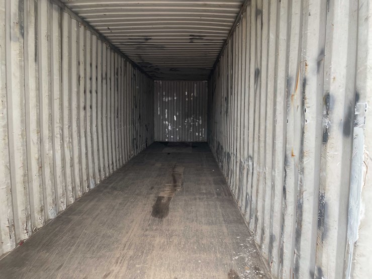 #1358-•-40'-shipping-container-(of)-image-8
