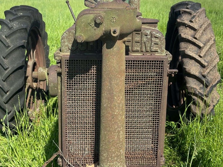 john-deere-model-b-image-9