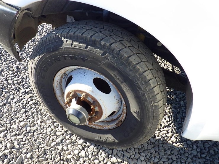 1999-ford-f350-image-27