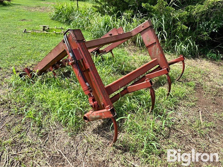 large-square-bale-stacker-image-7