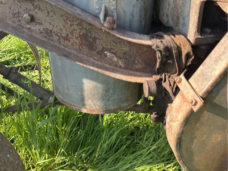 mccormick-deering-titan-10-20-image-37