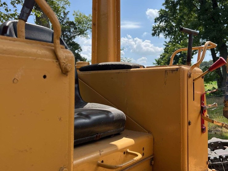 caterpillar-d3b-image-21