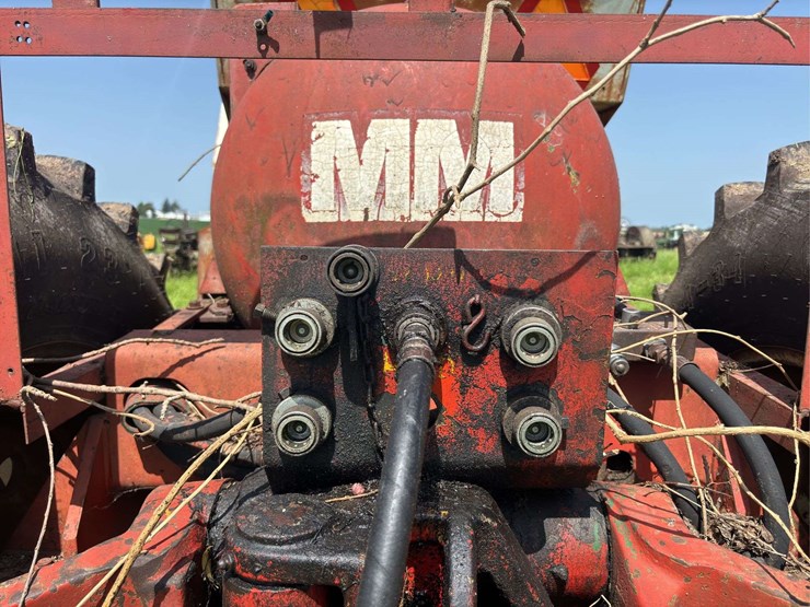 minneapolis-moline-a4t1600-image-62