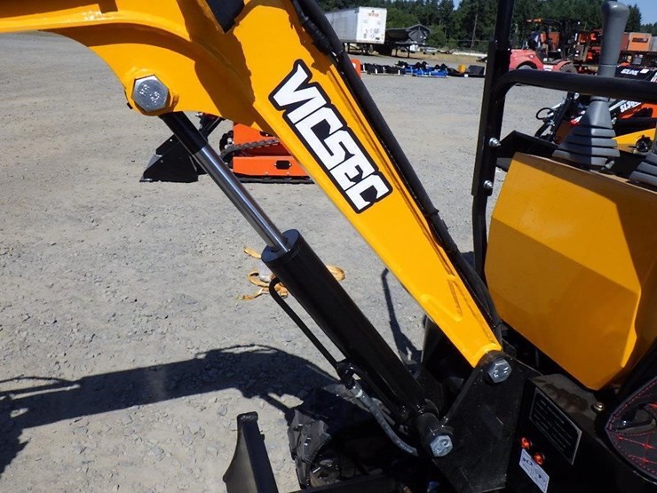 2025-vicsec-vc13-hydraulic-excavator-image-8