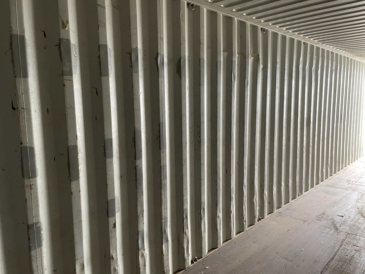 #1359-•-40'-shipping-container-(of)-image-16