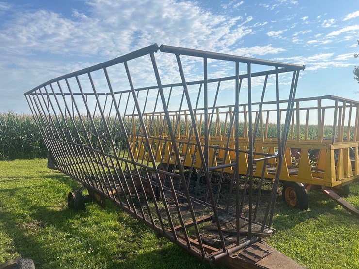 livestock-feeder-wagon-image-6