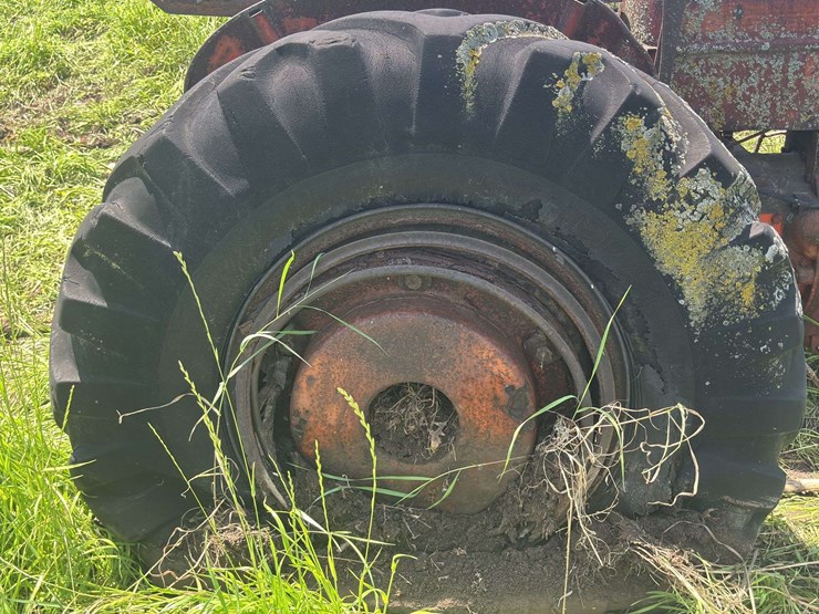 ji-case-tractor-image-21