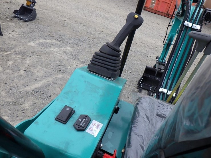 2025-cfg-h15r-hydraulic-excavator-image-22