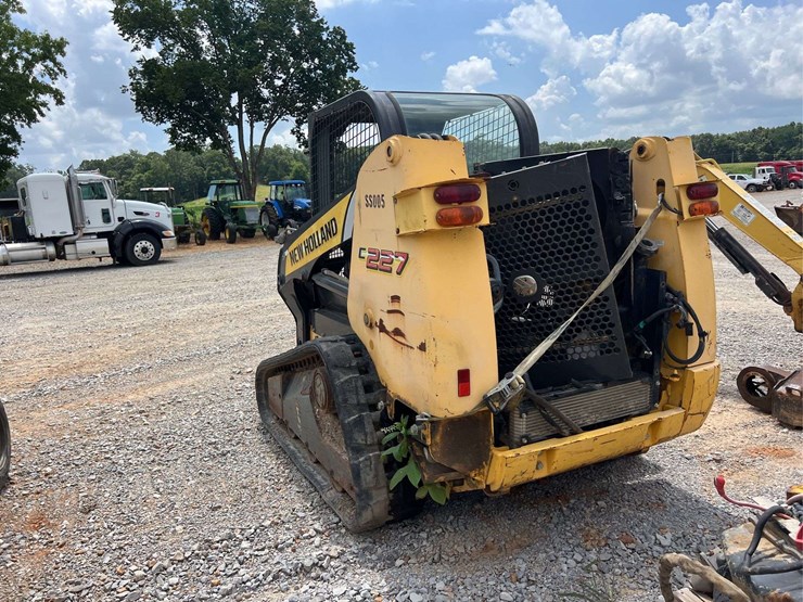new-holland-227-skid-steer-*inop-image-2