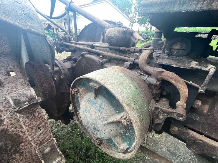 #7485-•-1928-john-deere-tractor-image-9