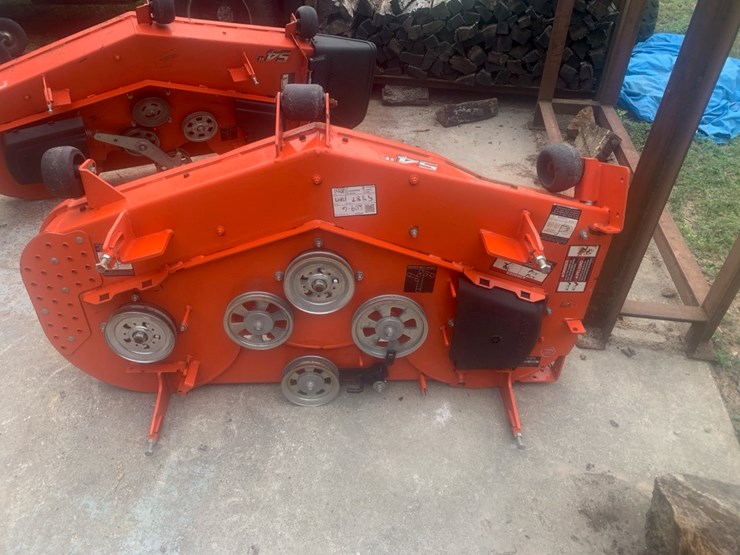 #4401-•-54"-kubota-lawn-mower-deck-image-1