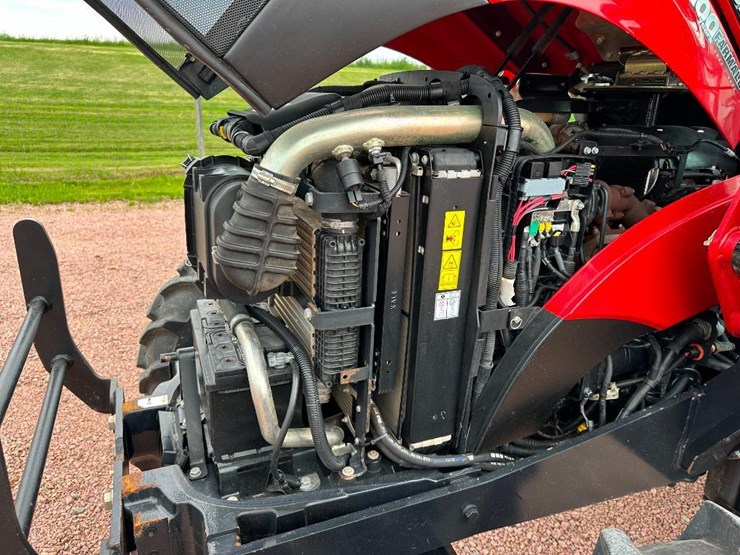 2023-case-ih-farmall-75a-image-41