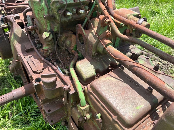 john-deere-720-standard-diesel-image-17