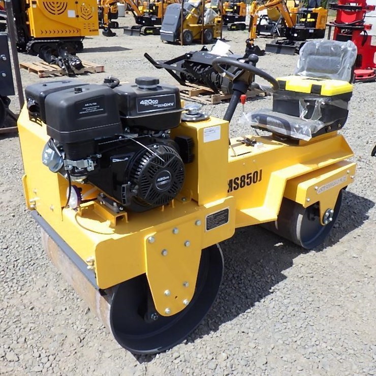 2025 MMS MS850J Ride On Roller