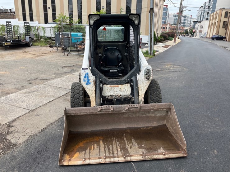 2019-bobcat-s570-image-2