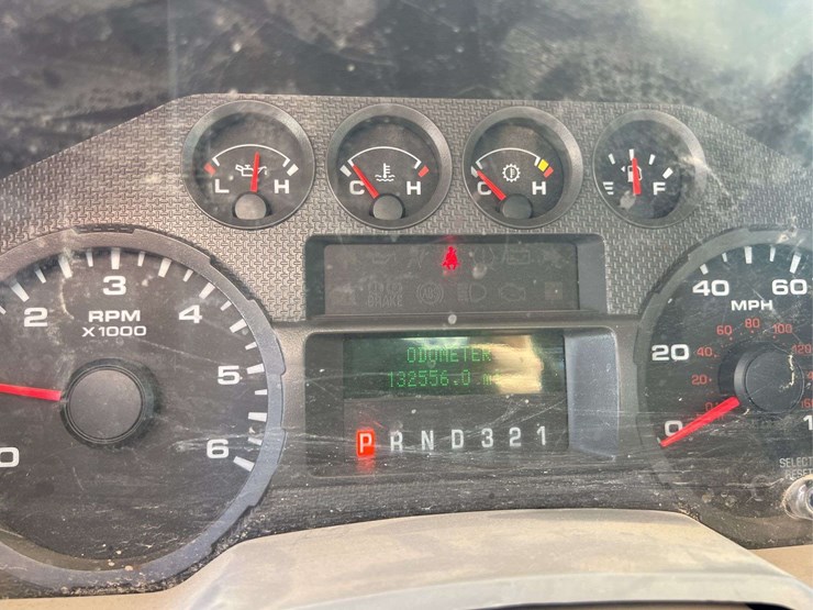 2010-ford-f350-image-39