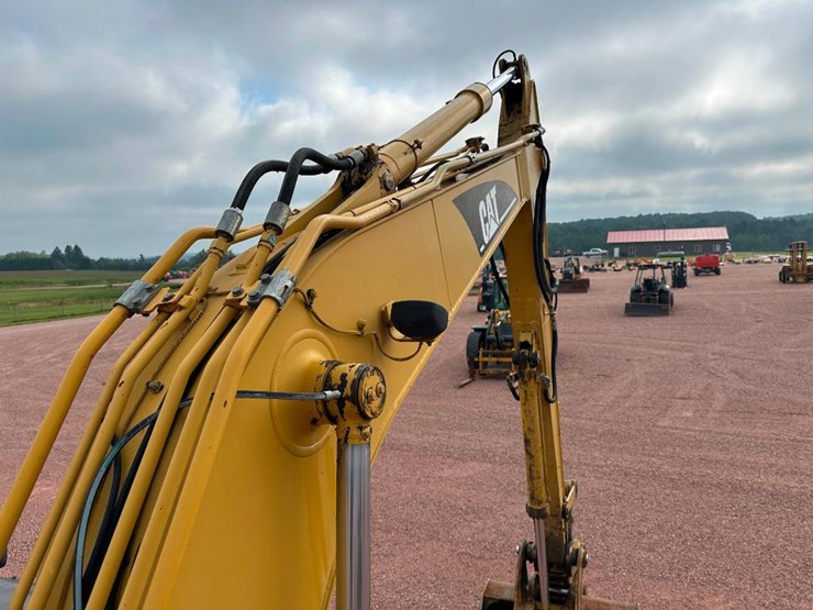 2003-caterpillar-312cl-image-42