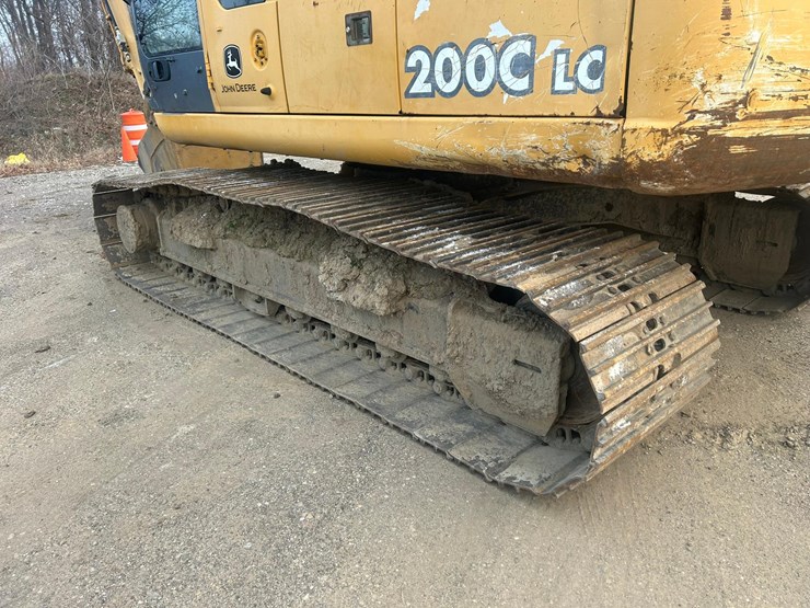 2003-deere-200c-lc-image-25