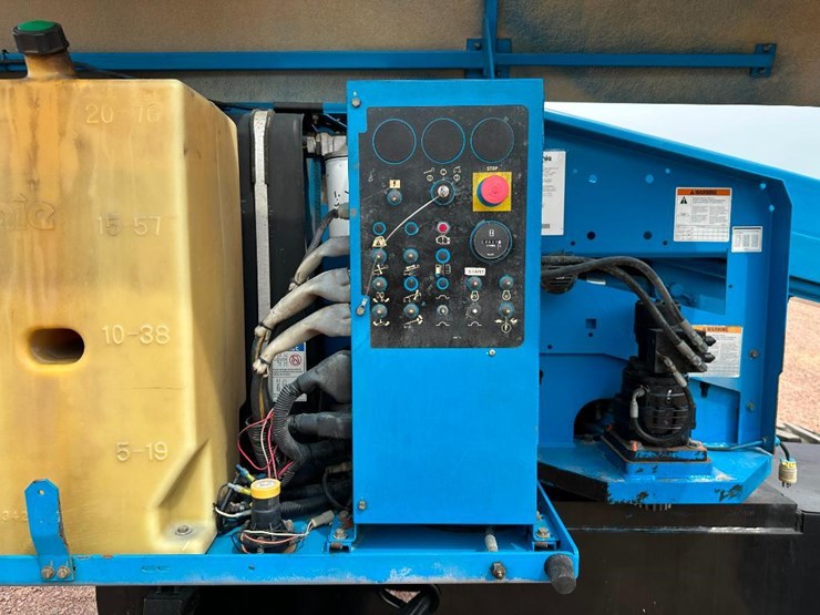 2008-genie-s40-image-39