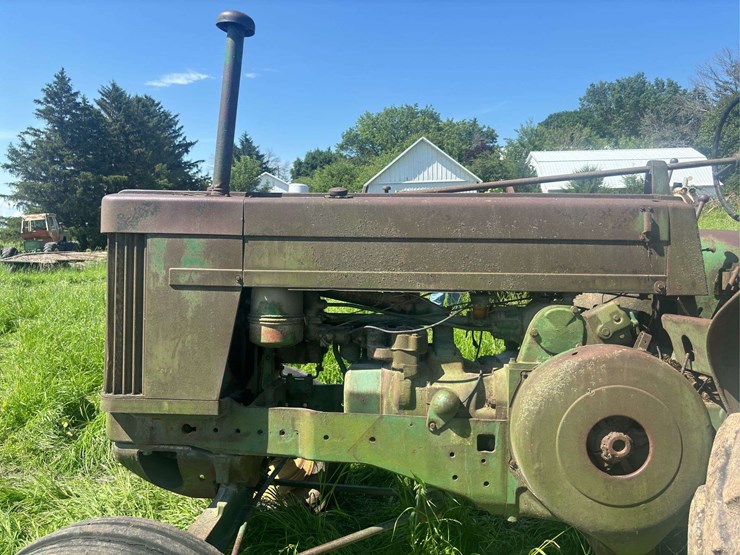 john-deere-70-image-38