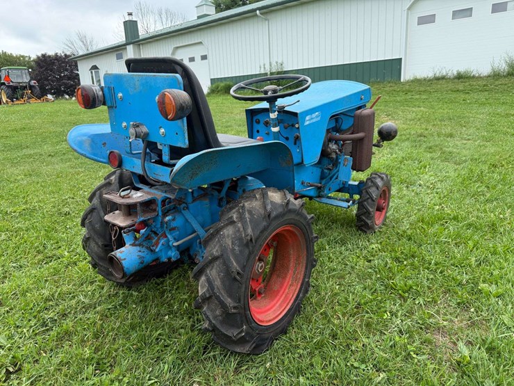 german-gutbrod-garden-tractor-image-5