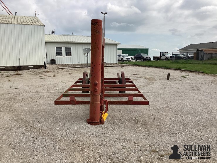6-bale-gooseneck-hay-trailer-image-2