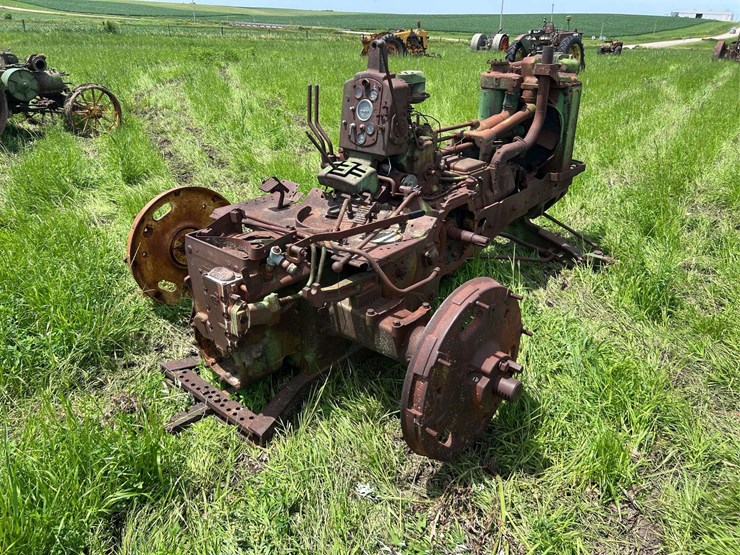 john-deere-720-standard-diesel-image-5