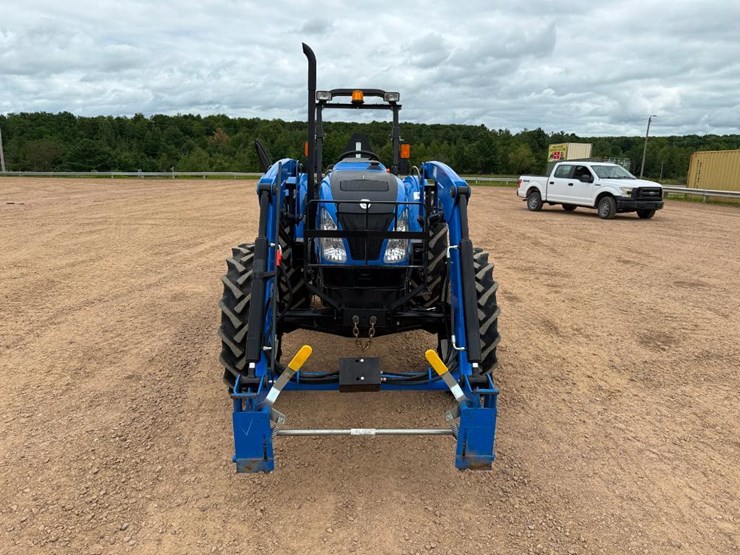 2019-new-holland-workmaster-70-image-2