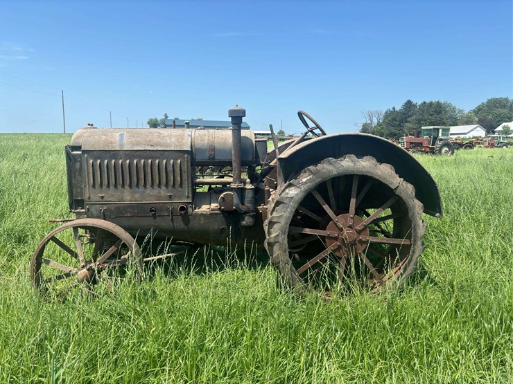 mccormick-deering-10-20-image-2